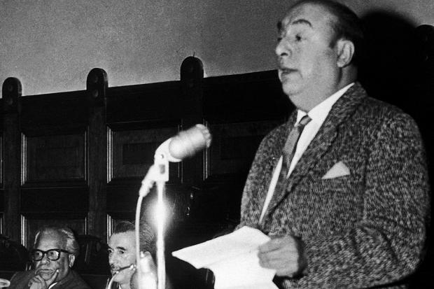 Pablo Neruda, biografia, poetica e citazioni
