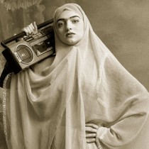 L'universo femminile islamico fotografato da Shadi Ghadirian